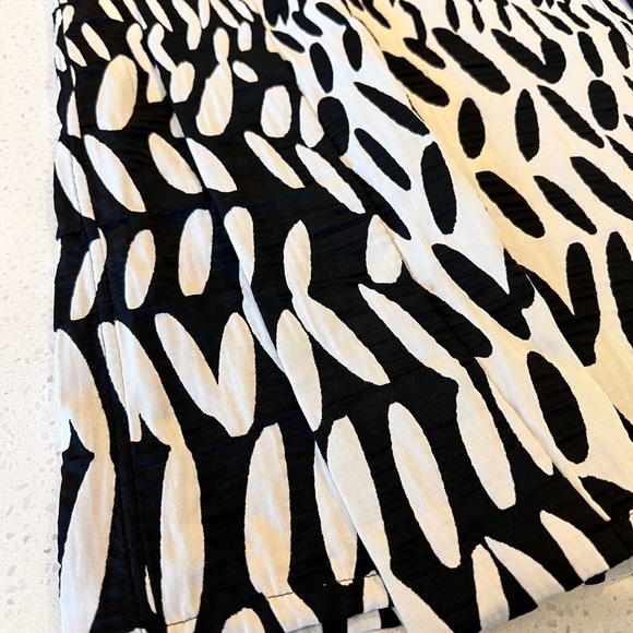 EMMELLE NYC Open Front Kimono Coat Layer Black White Jacket Size Large Luxury - Picture 12 of 14